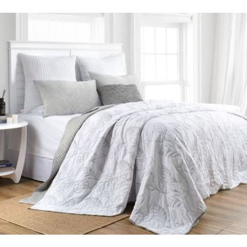 Classic Quilts Botannical Leaves King Single Bedspread Set