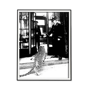 Wall Art 30cmx40cm Luxury Brand Leopard Jewelry Shop Poster, Black Frame Canvas