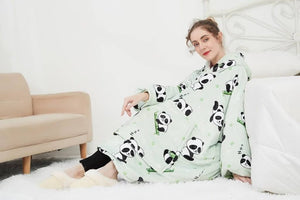 GOMINIMO Hoodie Blanket (Adult Panda Green)
