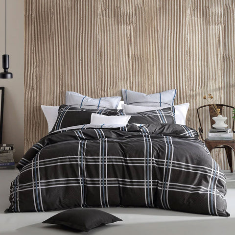 Logan and Mason Charlie Black Quilt Cover Set Queen