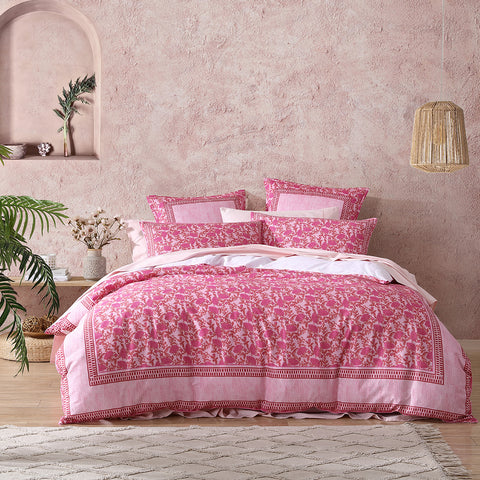 Logan and Mason 250TC Gatika Pink Cotton Sateen Quilt Cover Set King