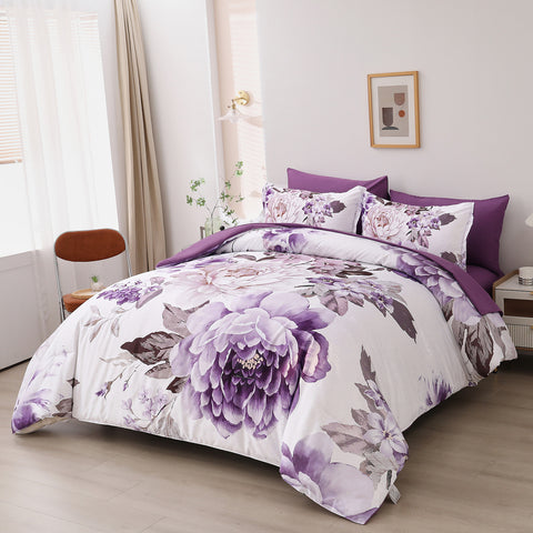 Elegant Floral Comforter Set, Queen/King Size, Warm Quilted Bedding with Pillowcases