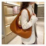 Elegant Woven Leather Hobo Bag - Soft Shoulder Tote 47*32cm (Brown)