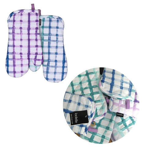 Darrahopens Home & Garden > Kitchenware Ladelle Tri-colour Trinny Random Pattern/Colour Reversible Set of 2 Oven Mitts 18 x 33 cm